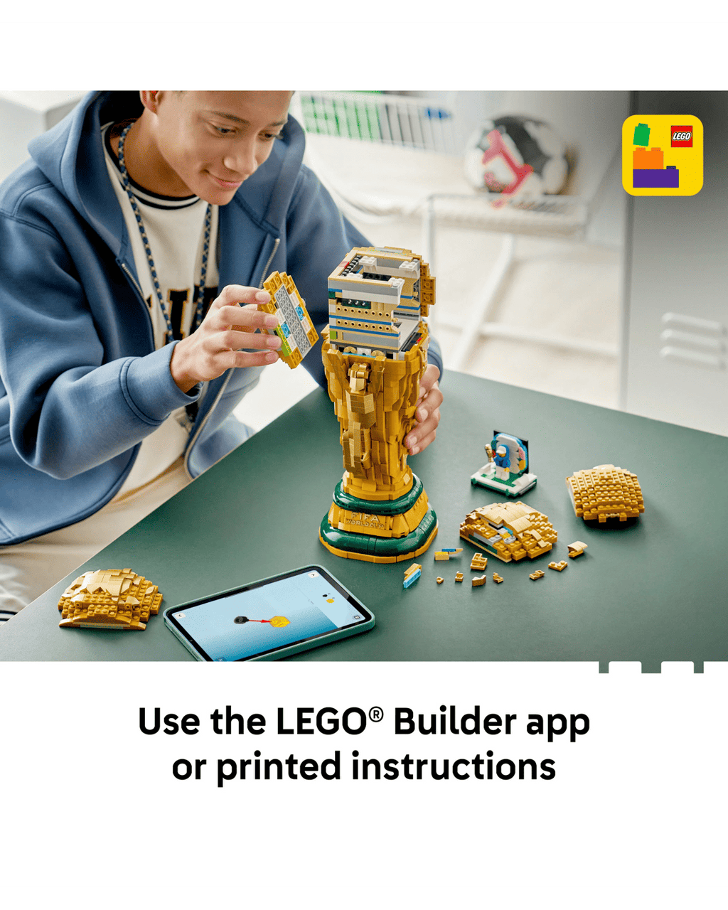 LEGO Editions Football FIFA World Cup Official Trophy 43020