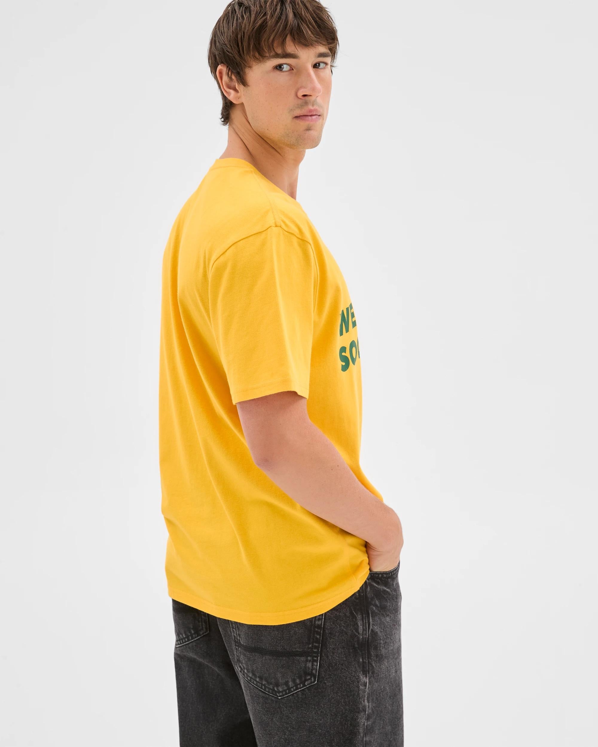 Socceroos Men's Short Sleeve Cotton T-Shirt Gold Crew Neck