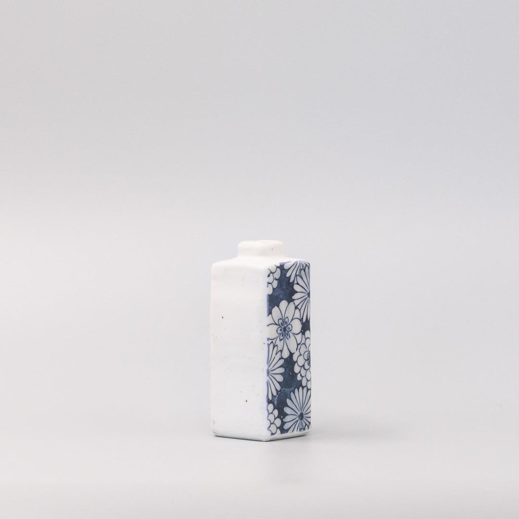 Vase Oblong White Posy